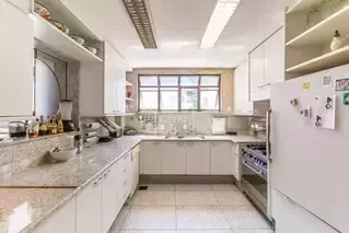 Miniatura 12